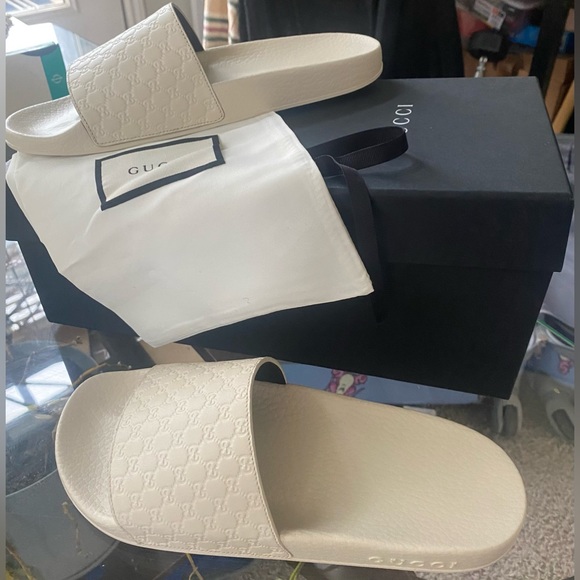 Gucci Sliders, Size 38 BRAND NEW - Picture 3 of 10